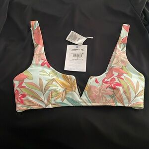 O’Neill swim wear top